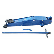 Домкрат подкатной AE&T T32002 2 т длинный Домкрат подкатной AE&T T32002 2 т длинный