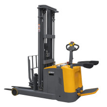 Ричтрак SMARTLIFT CQD 15R 1500 кг; 3,5 м; 24В / 270 Ач Ричтрак SMARTLIFT CQD 15R 1500 кг; 3,5 м; 24В / 270 Ач