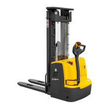 Самоходный электрический штабелер SMARTLIFT CDDK15-I 1500 кг; 5,6 м; 24В / 300Ач