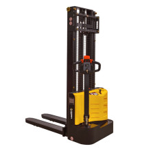 Самоходный электрический штабелер SMARTLIFT EST122 1200 кг; 3,6 м; 24В / 105Ач