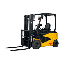 Электрический вилочный погрузчик TCM J-FB15-9