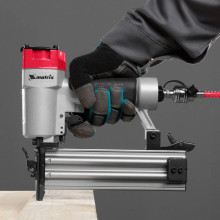 Нейлер пневматический для гвоздей от 10 до 50 мм Matrix Нейлер пневматический для гвоздей от 10 до 50 мм Matrix