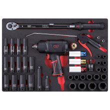 Набор пневмоинструмента MIGHTY SEVEN 1/2 с принадлежностями, кейс, 41 предмет (в комплекте часы) Набор пневмоинструмента MIGHTY SEVEN 1/2 с принадлежностями, кейс, 41 предмет (в комплекте часы)